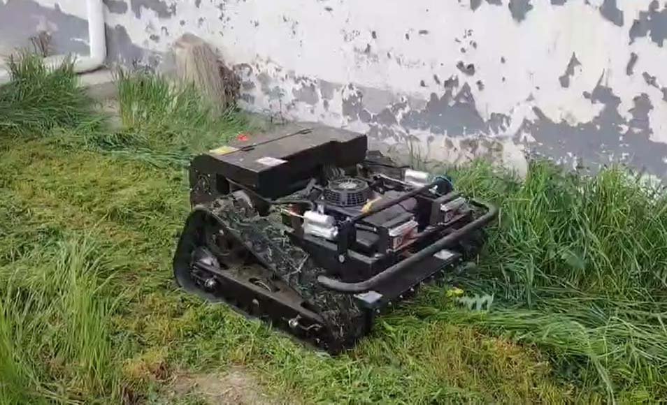 Mower Discharge Chute Frequently Clogged? Cause Analysis & Quick Fixes Industry News
